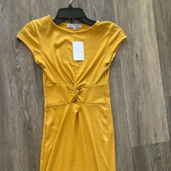 NWT Twist Front Ribbed Midi Dress by Velvet Torch Sz Small Mustard color - Picture 4 of 5